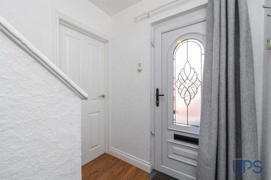 20 Andersonstown Grove