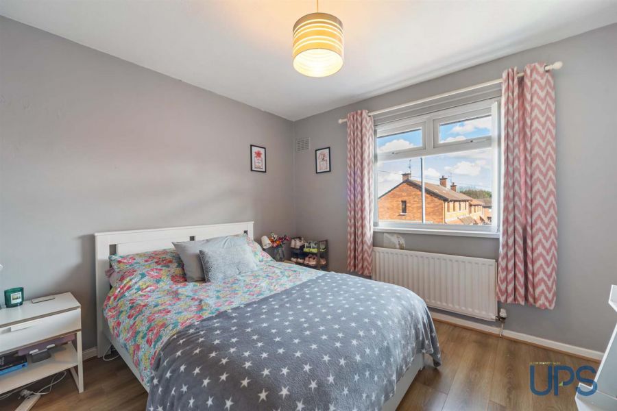 20 Andersonstown Grove