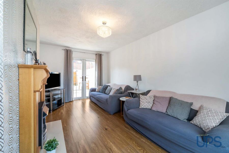 20 Andersonstown Grove