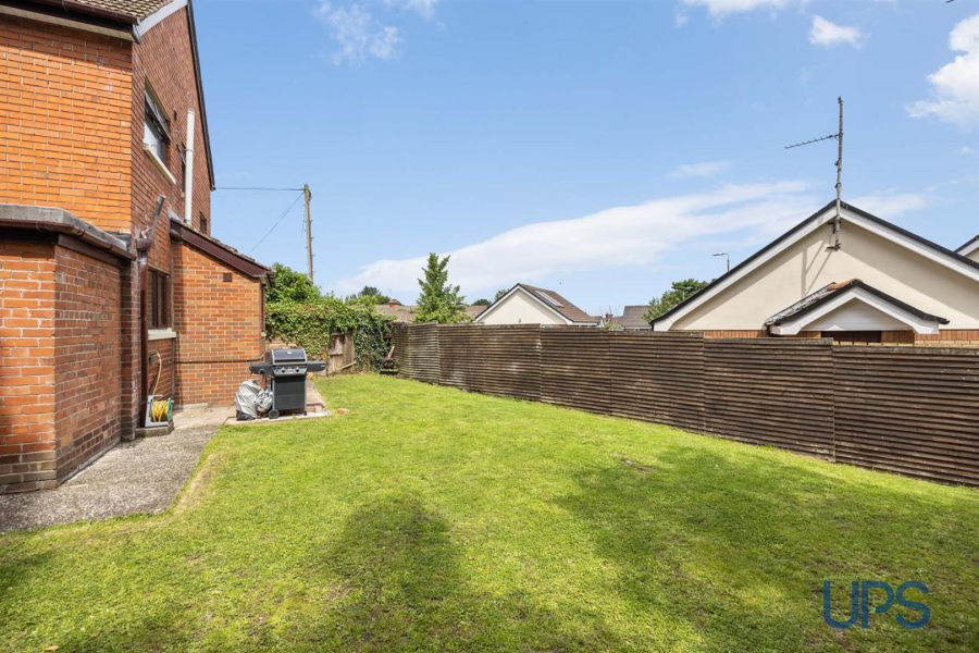 22 Benraw Road
