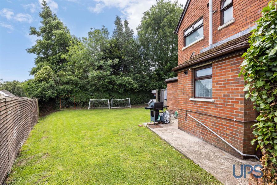 22 Benraw Road
