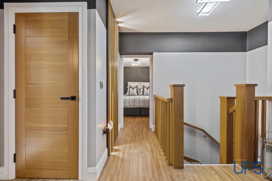 12 Mount Eagles Link