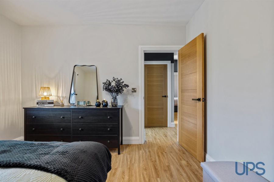 12 Mount Eagles Link