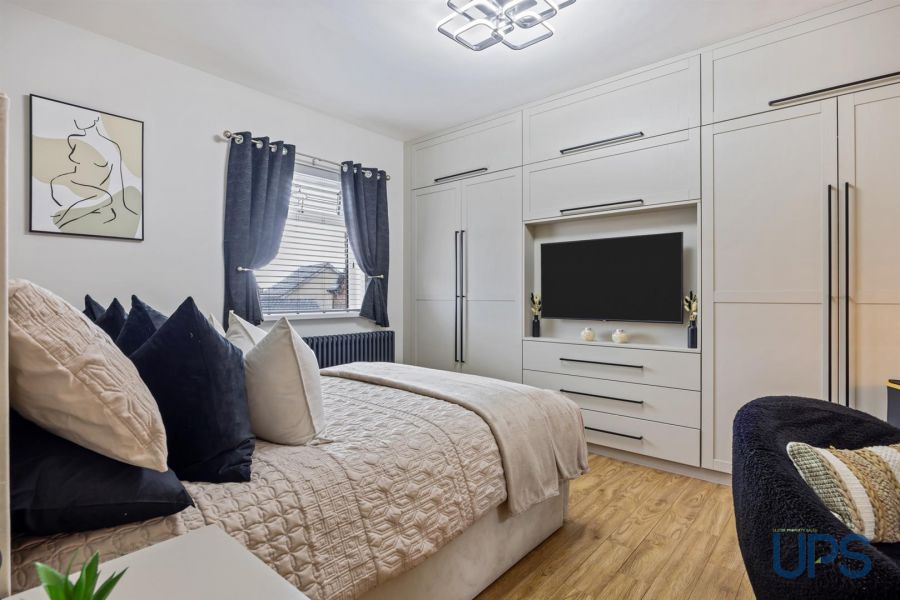 12 Mount Eagles Link