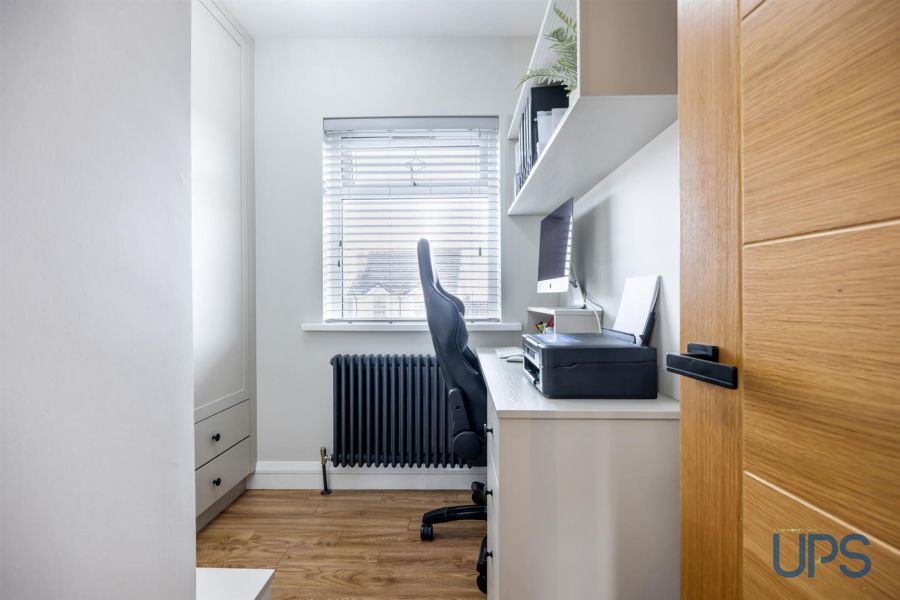 12 Mount Eagles Link