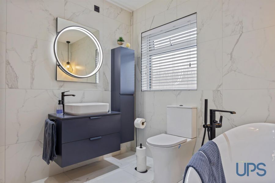 12 Mount Eagles Link