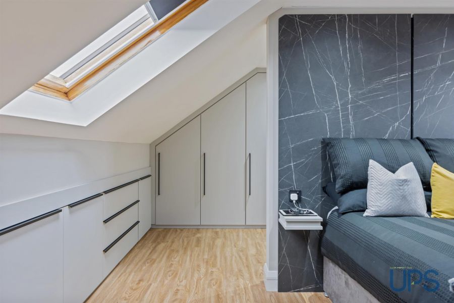 12 Mount Eagles Link