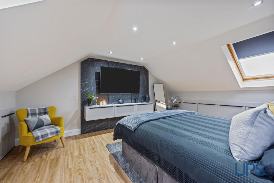 12 Mount Eagles Link