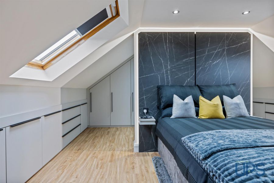 12 Mount Eagles Link