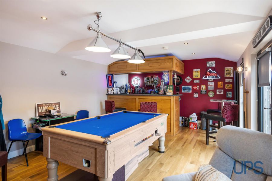 12 Mount Eagles Link