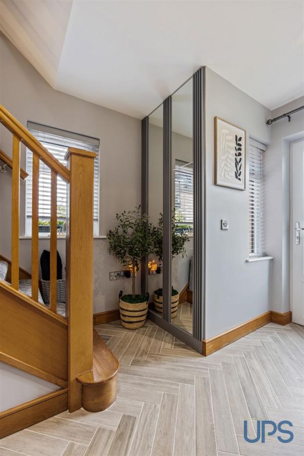 12 Mount Eagles Link