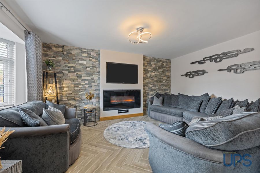 12 Mount Eagles Link