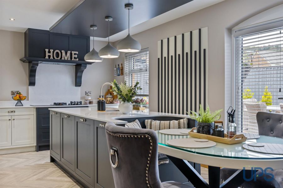 12 Mount Eagles Link