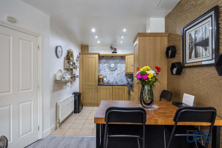 Apt 1 Casement Court, 99 Andersonstown Road