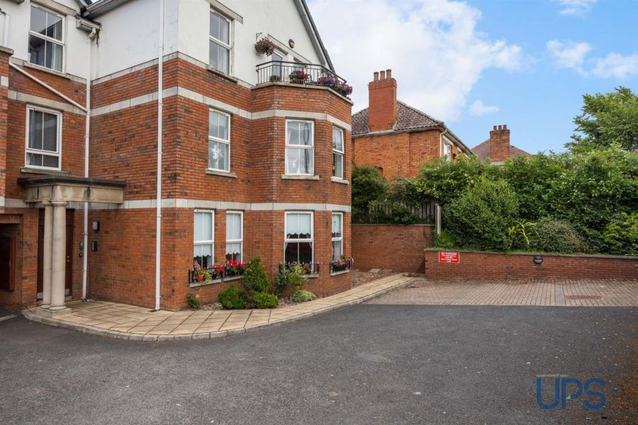 Apt 1 Casement Court, 99 Andersonstown Road