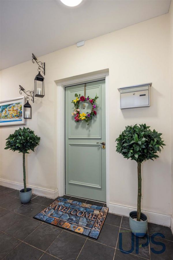 Apt 1 Casement Court, 99 Andersonstown Road