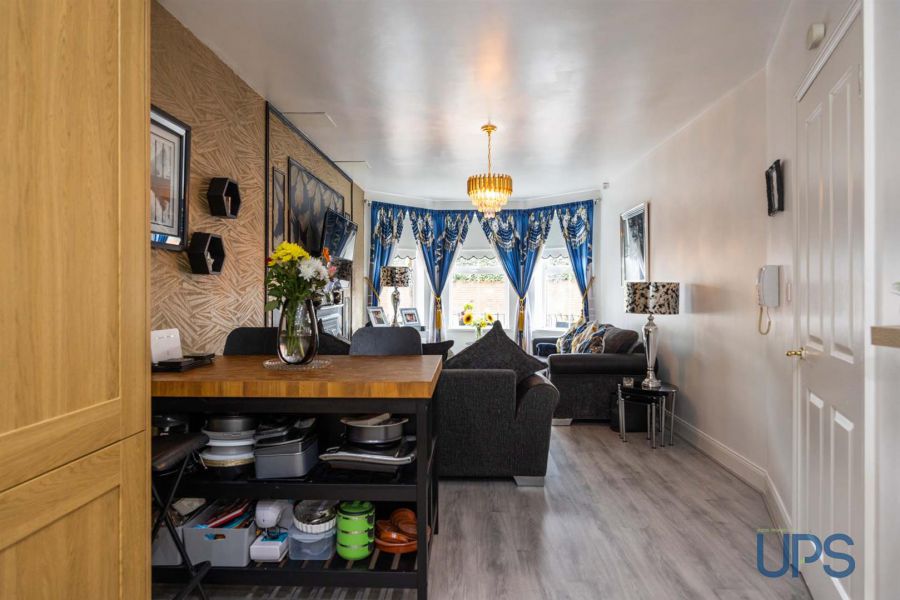 Apt 1 Casement Court, 99 Andersonstown Road