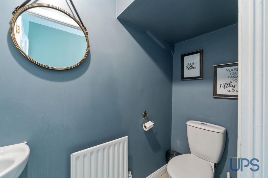 98 Mount Eagles Glen