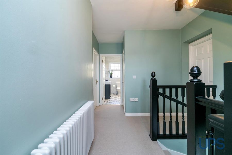 98 Mount Eagles Glen