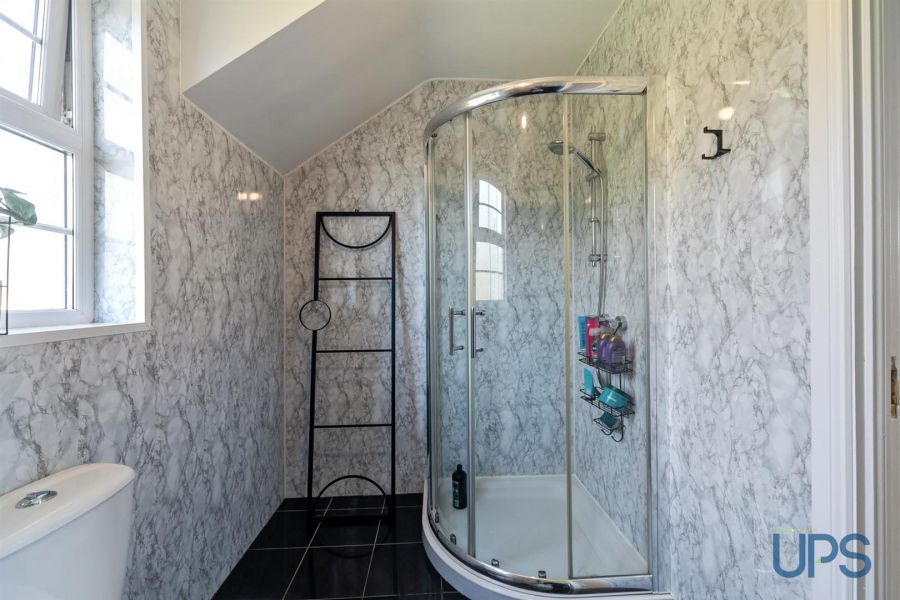 98 Mount Eagles Glen