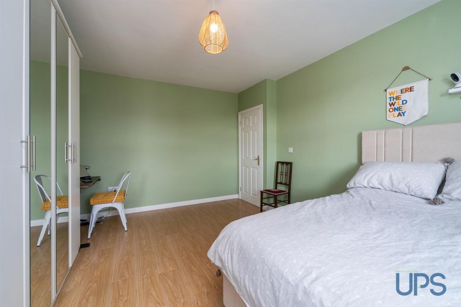 98 Mount Eagles Glen