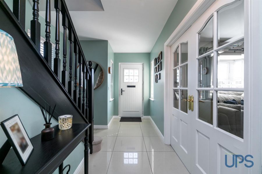 98 Mount Eagles Glen