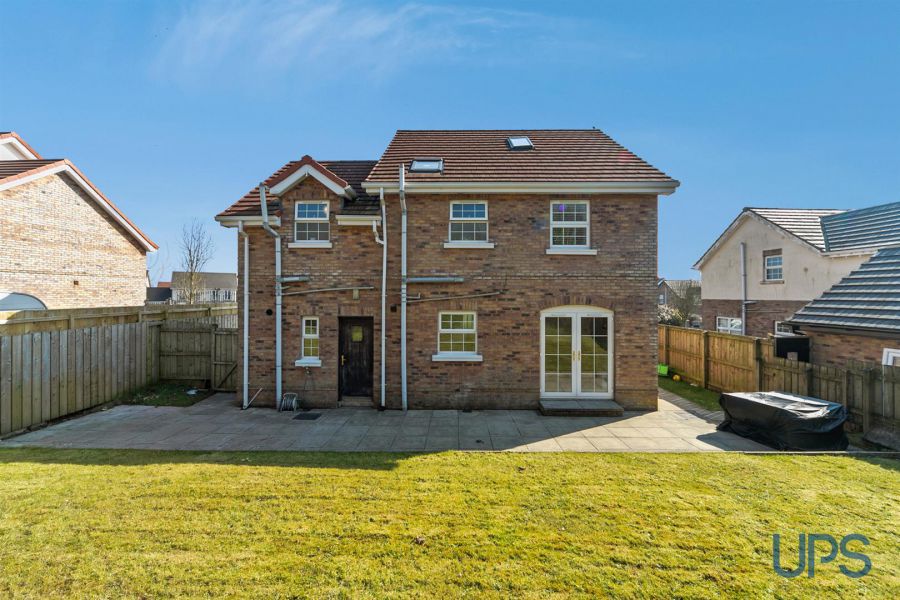 98 Mount Eagles Glen