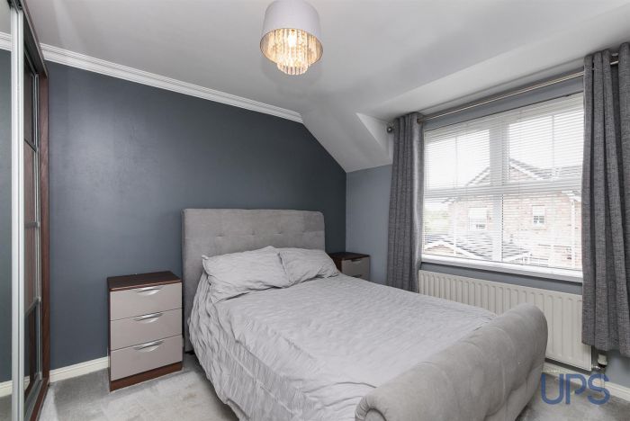 38 Mount Eagles Park