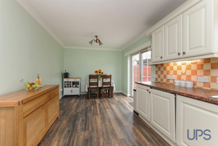 38 Mount Eagles Park
