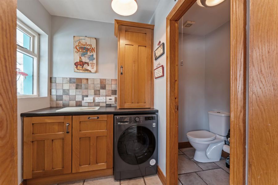 31 Nutts Corner Road