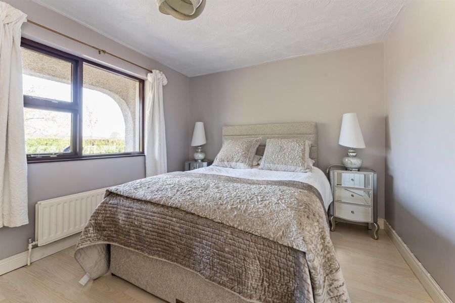 31 Nutts Corner Road