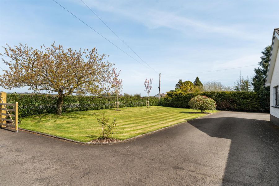 31 Nutts Corner Road