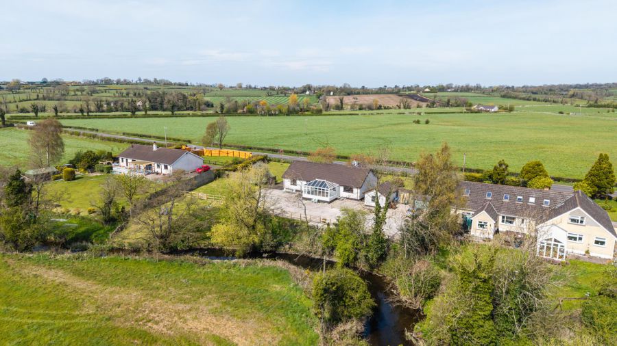 31 Nutts Corner Road