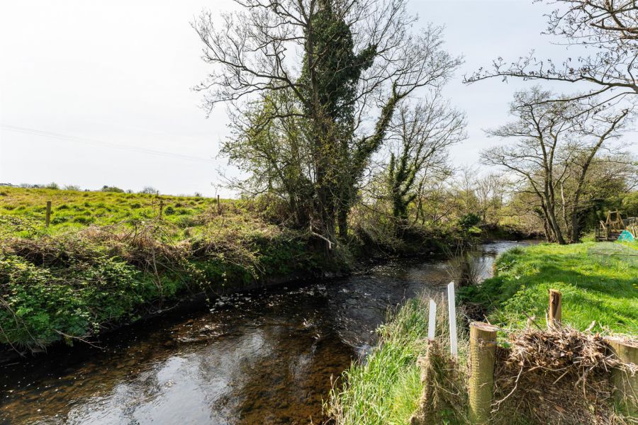 31 Nutts Corner Road