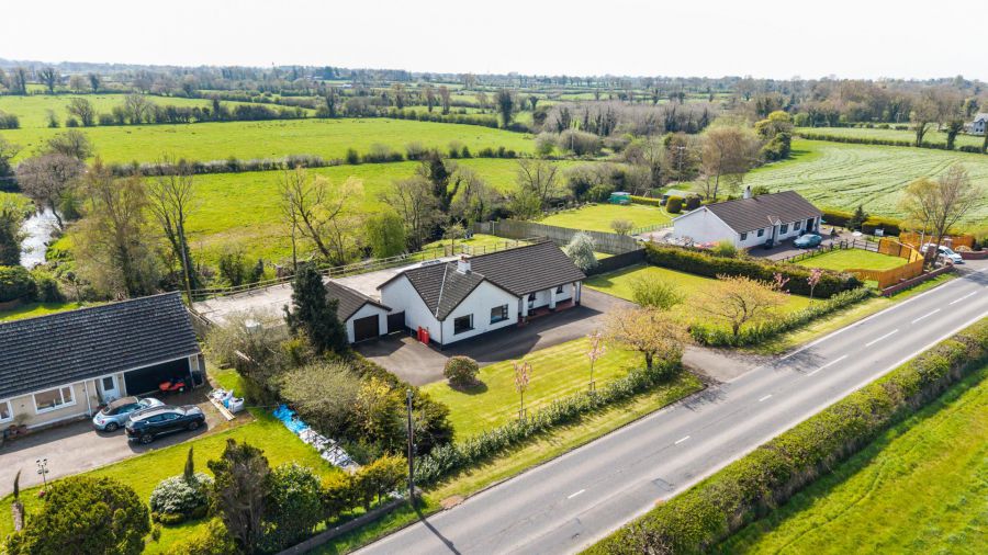 31 Nutts Corner Road