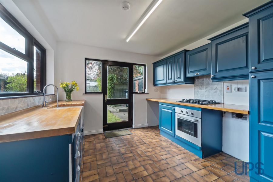 138 Finaghy Road North