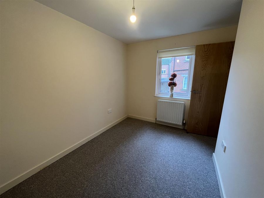 Apt 11 Maple Villa