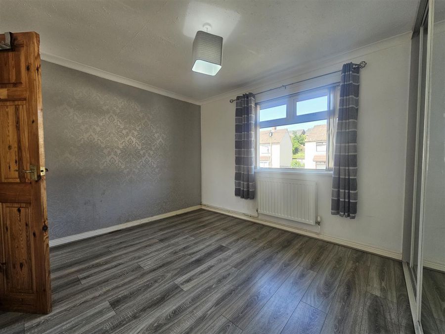 19 Glenshane Gardens