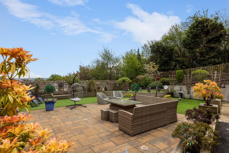 42 Mount Eagles Glen