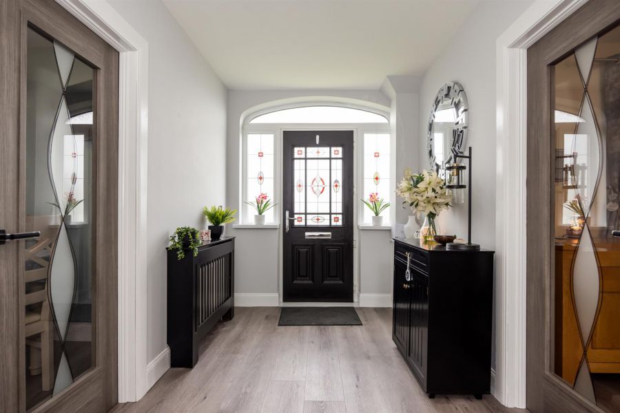 42 Mount Eagles Glen