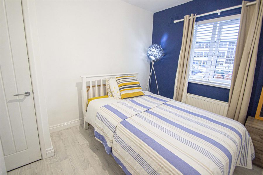 Apt 184 Bingnian Drive