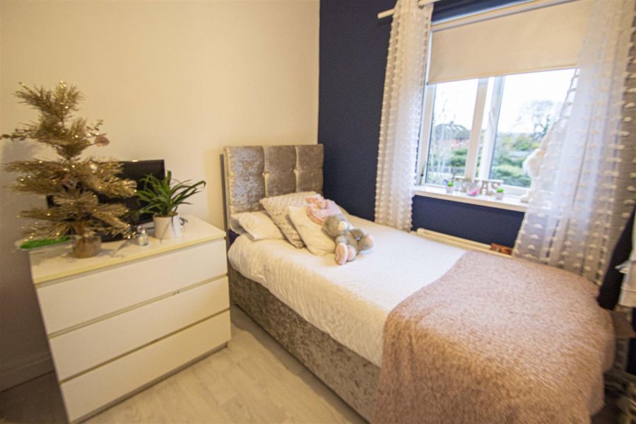 Apt 184 Bingnian Drive