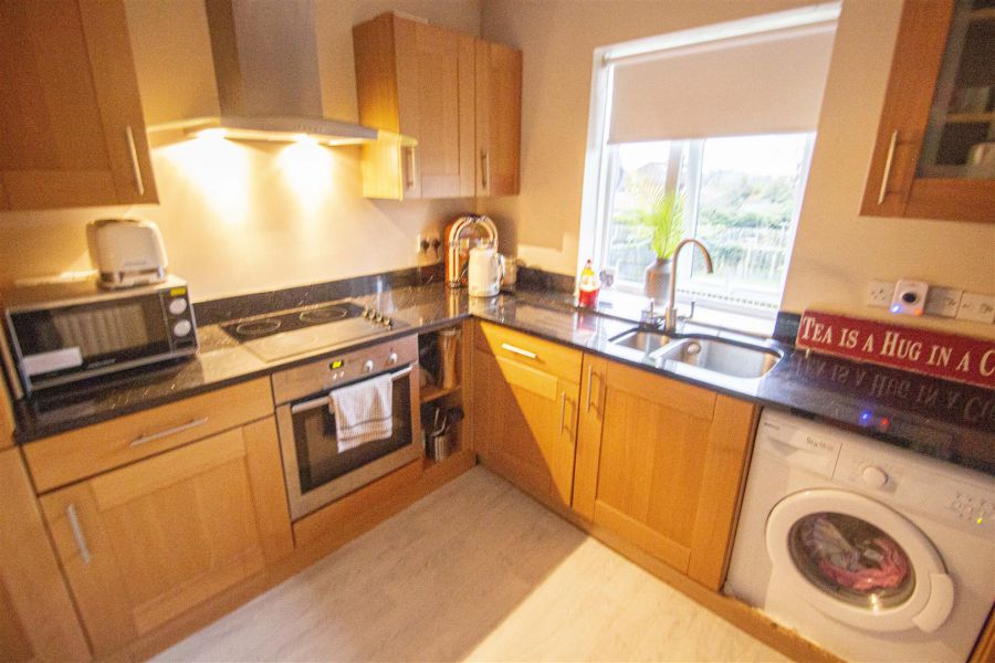 Apt 184 Bingnian Drive