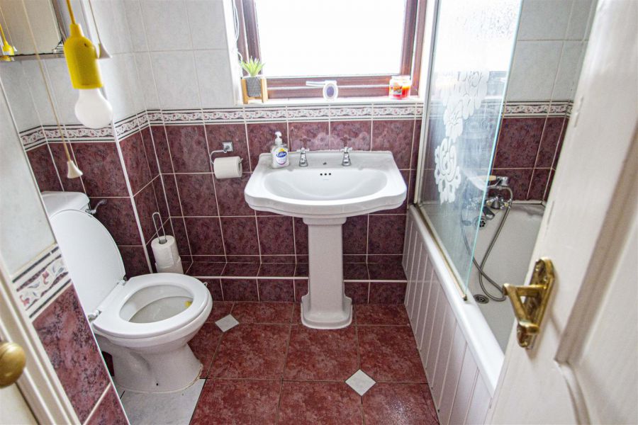 10 Gweedore Crescent 10 Gweedore Crescent
