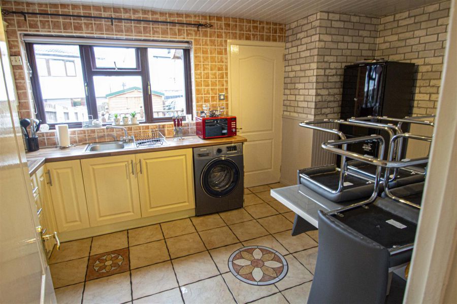 10 Gweedore Crescent 10 Gweedore Crescent