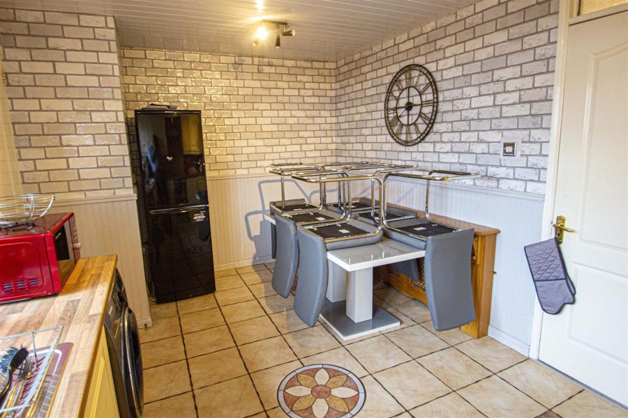 10 Gweedore Crescent 10 Gweedore Crescent