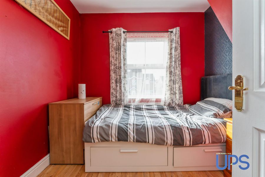 18 Mount Eagles Drive