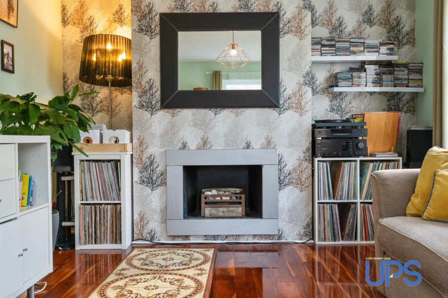 18 Mount Eagles Drive