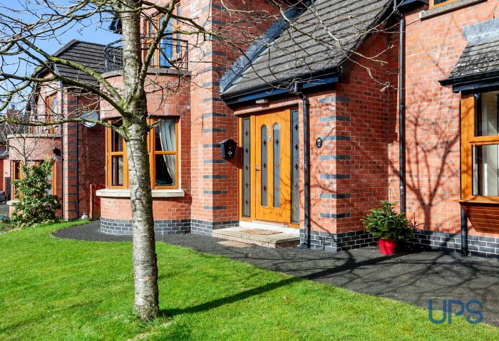 12 Glenoak Grange Close 12 Glenoak Grange Close