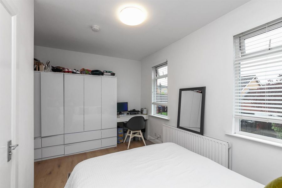 10 Beechmount Street